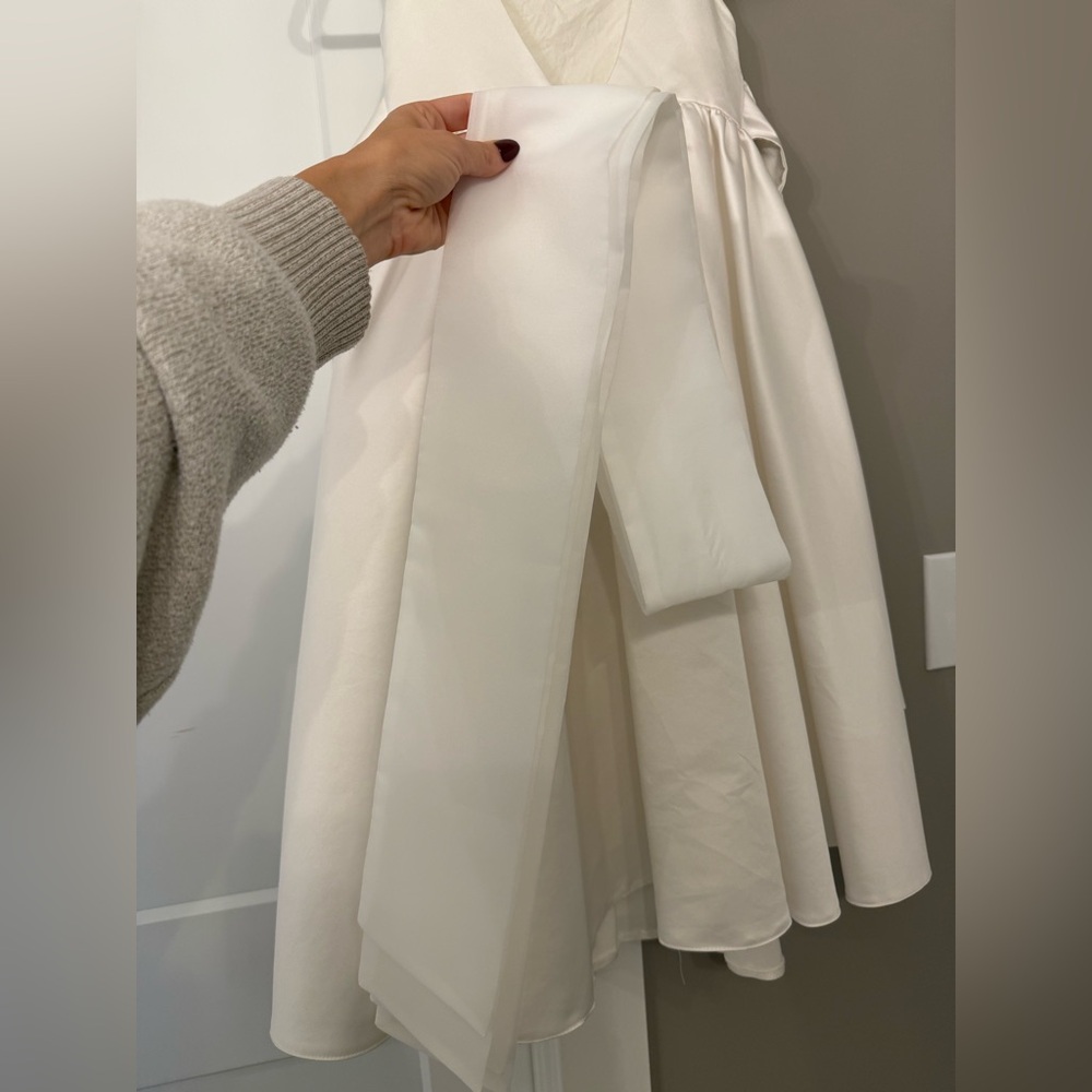Lovely White Girls' Formal Dress with Cape - Picture 6 of 7